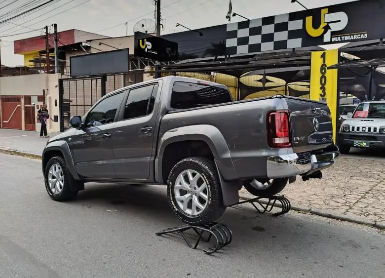 VW - VOLKSWAGEN - AMAROK High.CD 2.0 16V TDI 4x4 Dies. Aut