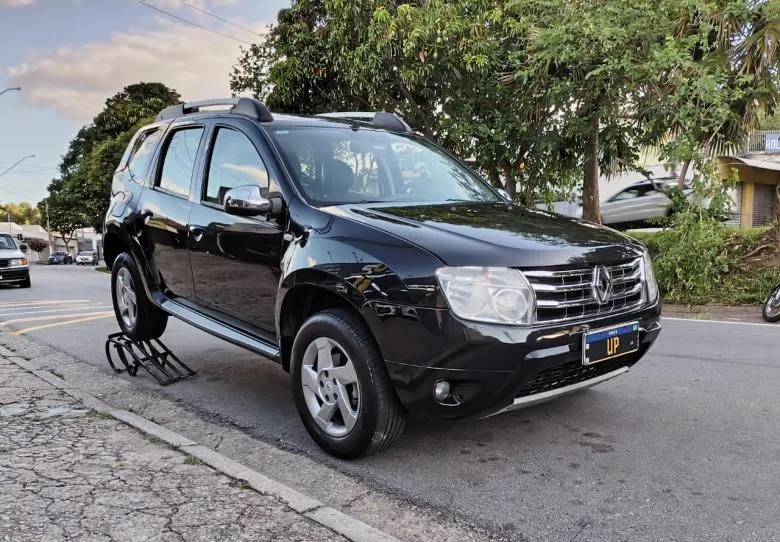 Renault - DUSTER Dynamique 2.0 Flex 16V Aut. 