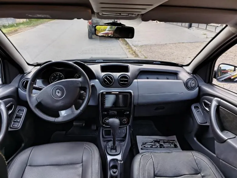 Renault - DUSTER Dynamique 2.0 Flex 16V Aut. 